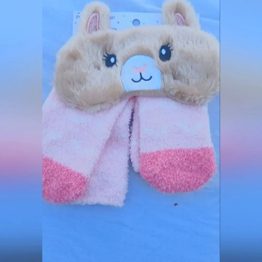 Dreaming of Eye Mask & Sock Set